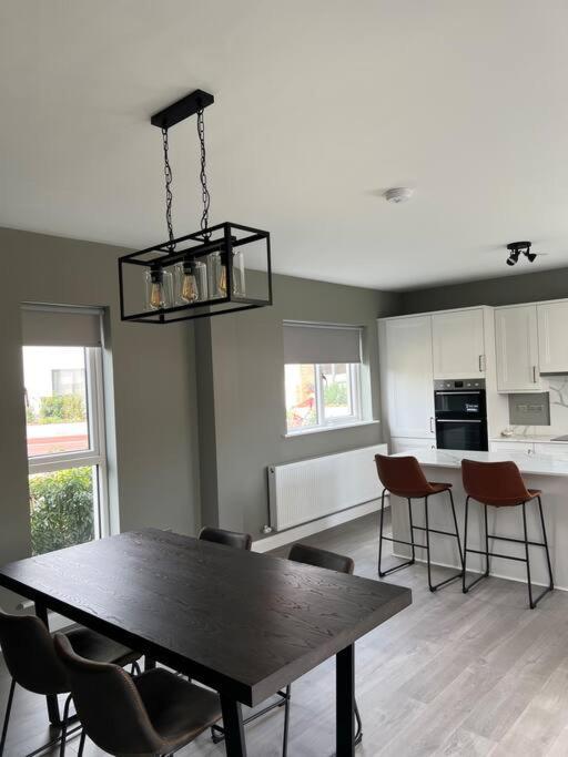 3 Bed Rooms Vip Family House Dublino Esterno foto